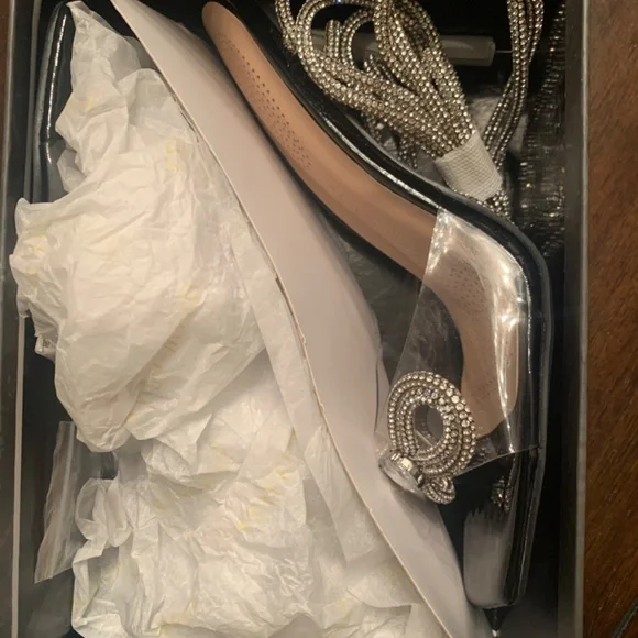 Azalea Wang Black 7.5 heels - Picture 5 of 6